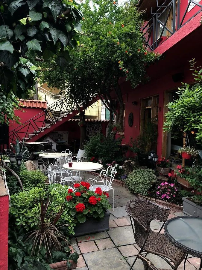 Red Goat Hostel Tirana